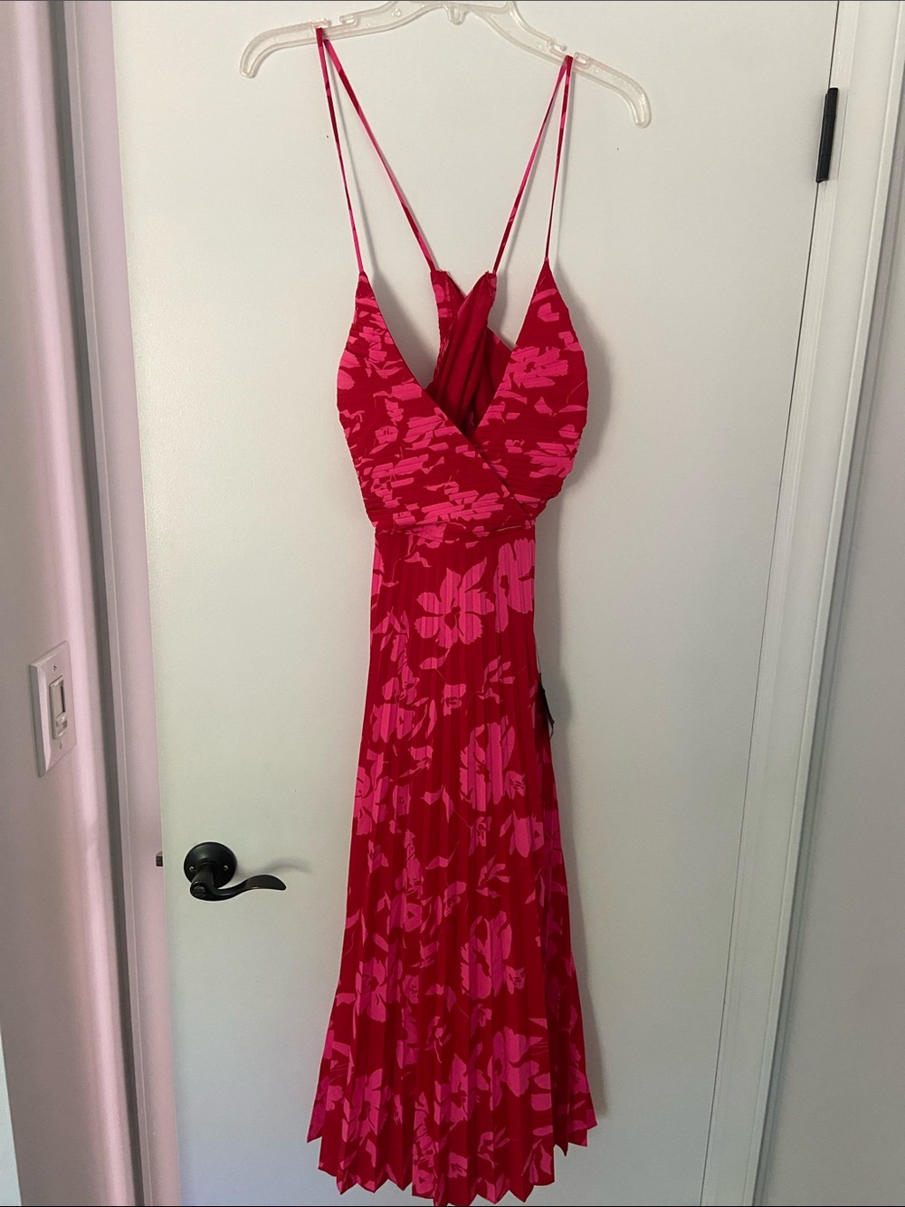 Lulu’s Vibrant Moment Red and Pink Floral Pleated Lace-Up Midi Dress - Picture 3 of 13